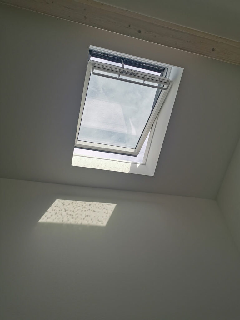 KR Wohnbau, Doppelhaushälfte, Dachfenster, Uffenheim