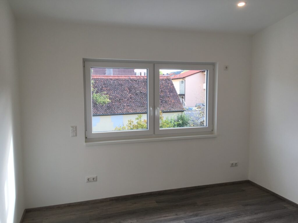 KR Wohnbau, Neubau mit 7 Wohnungen, Holzhaus, Obernzenn